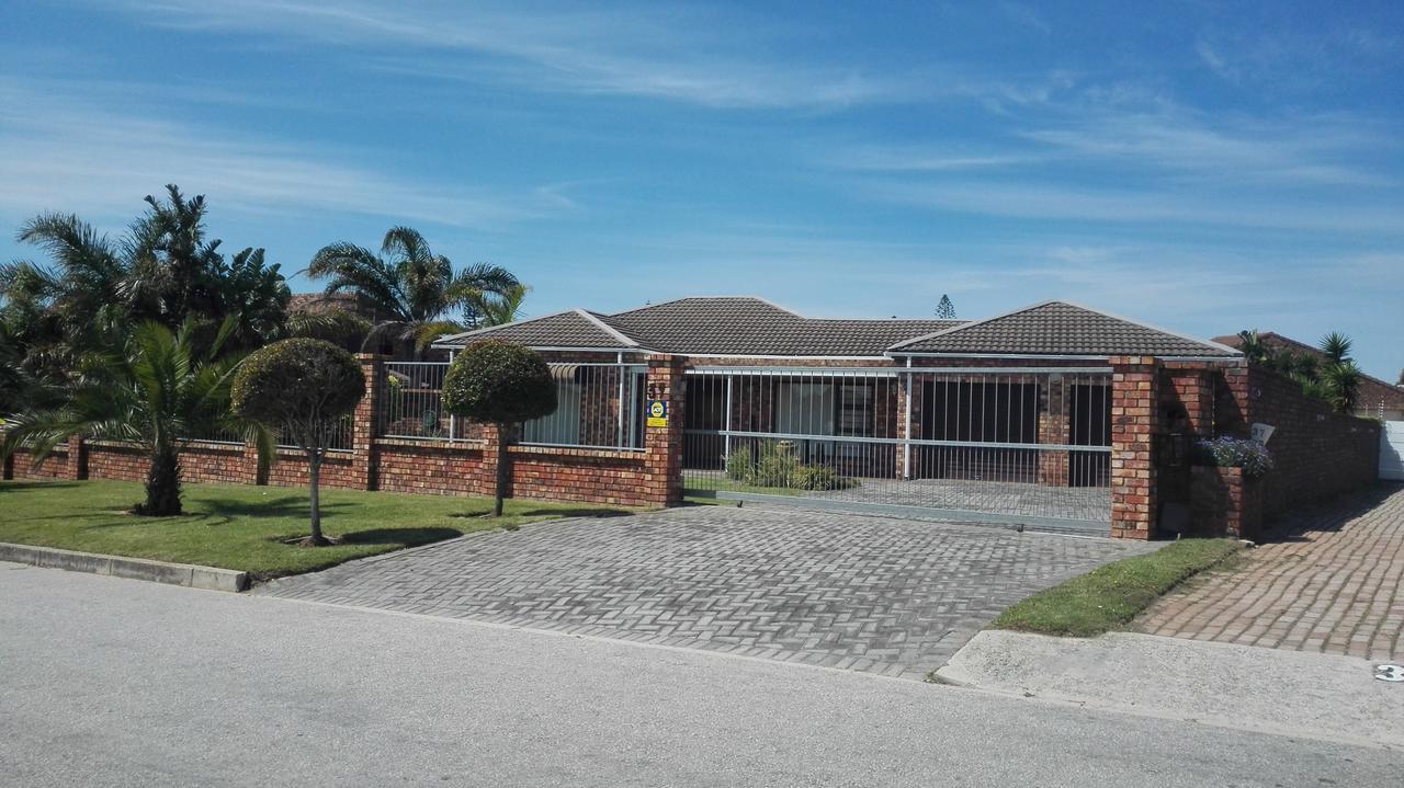 Humewood Home Stay Port Elizabeth Exterior foto